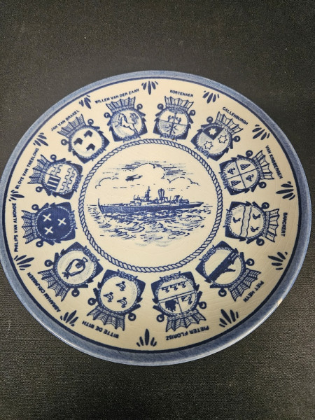 Gedenkbordje De Schelde / RSV, 12 fregatten Kortenaer-klasse