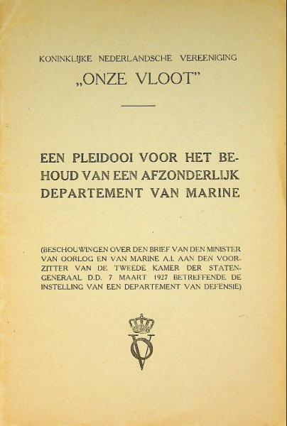 Bundeltje van10 uitgaves ca. 1925 betreffende de Koninklijke Marine