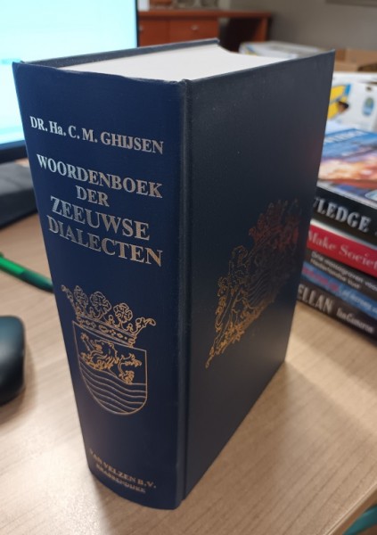 Woordenboek der Zeeuwse Dialecten, 9e druk | Webshop Nautiek.nl