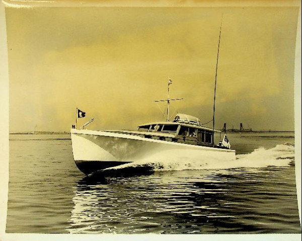 Original Morris Rosenfeld photo of the Elco 44 Cruisette 1938